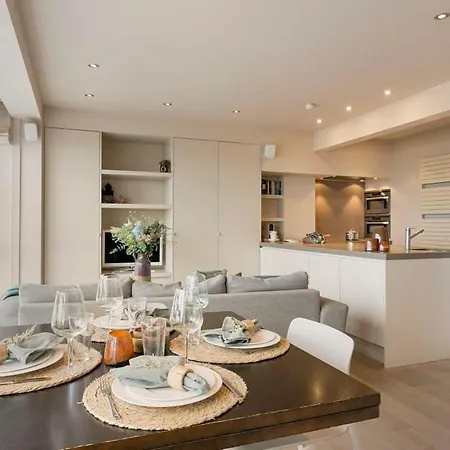 Huswell - Unique With Sea-view Near The Center *